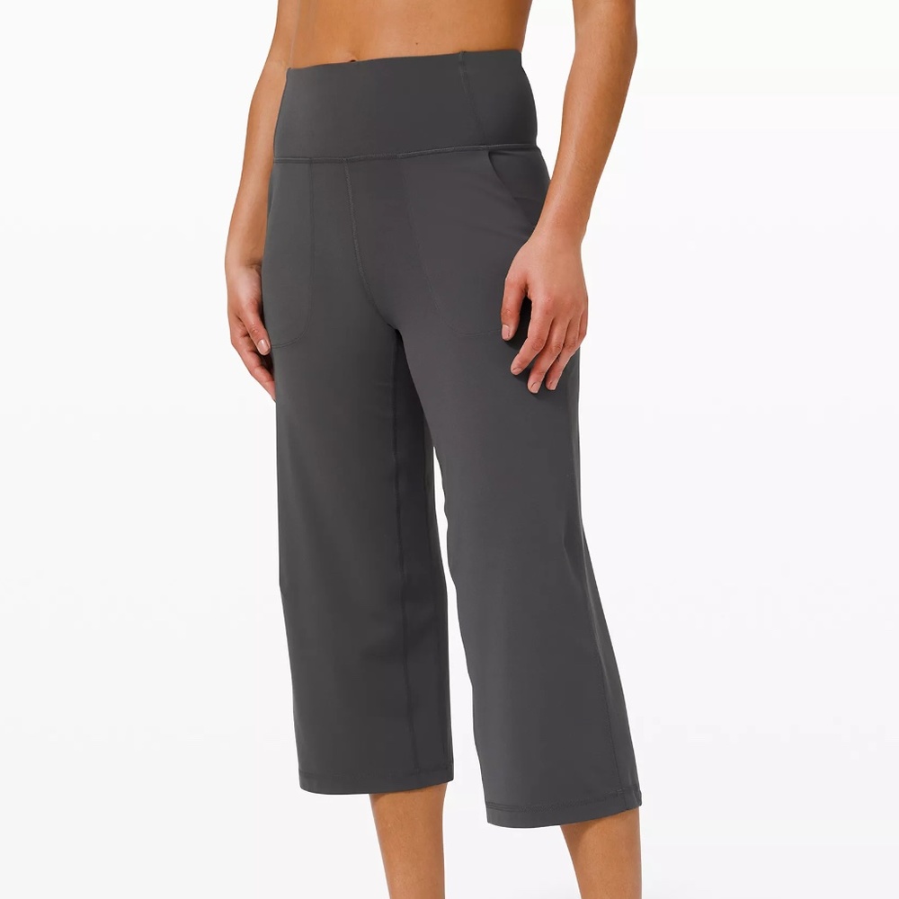 lululemon Align Super-High-Rise Wide Leg Crop 23" - Graphite Grey